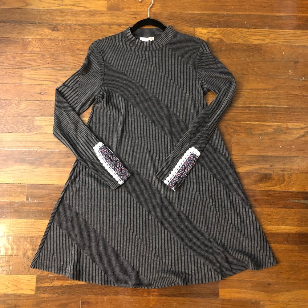 Long sleeve dress